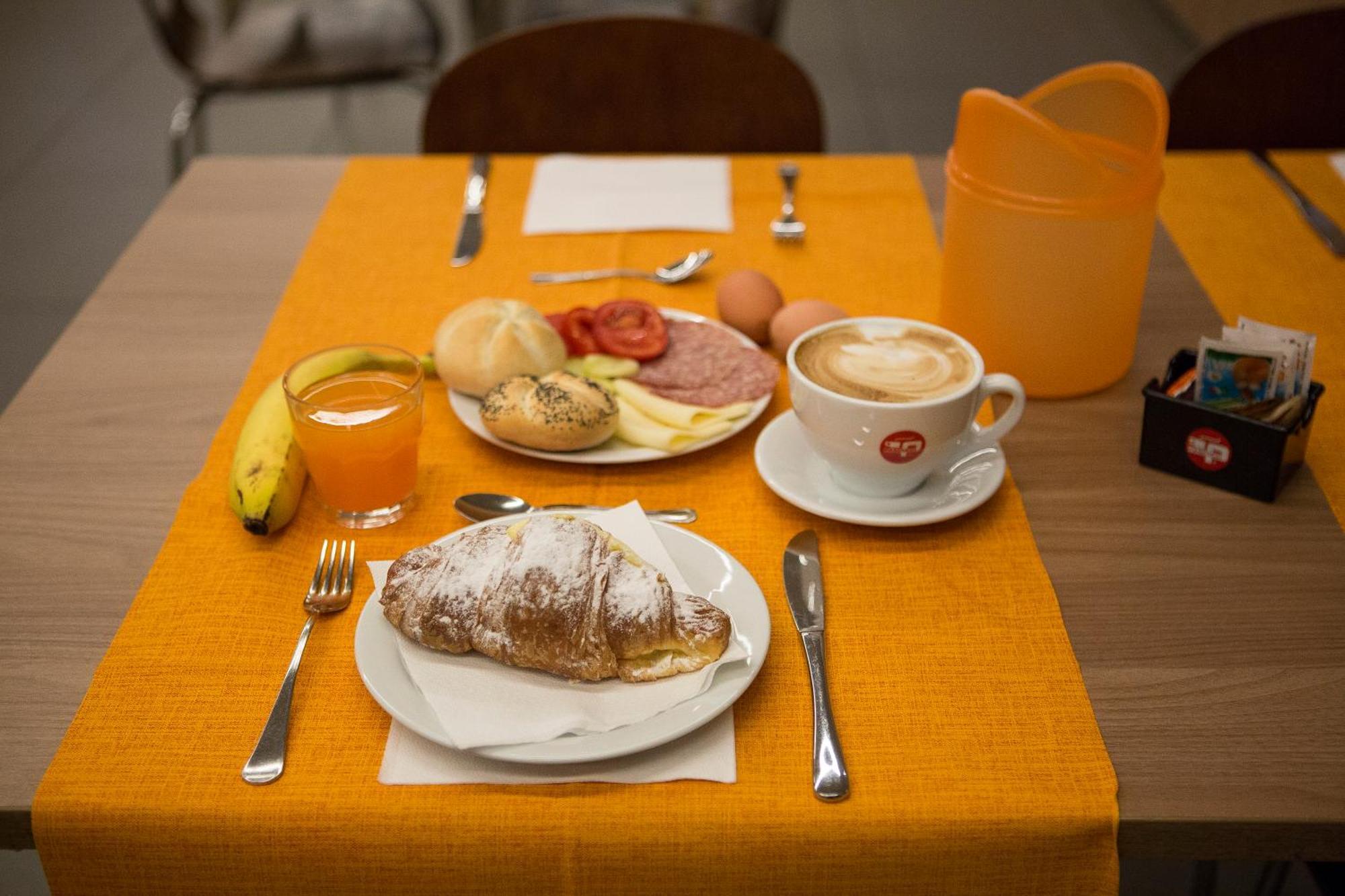 Blu Arena Hotel Montecchio Kültér fotó