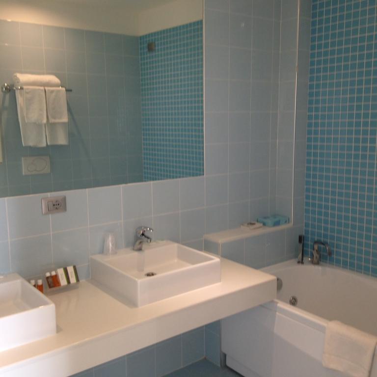 Blu Arena Hotel Montecchio Kültér fotó